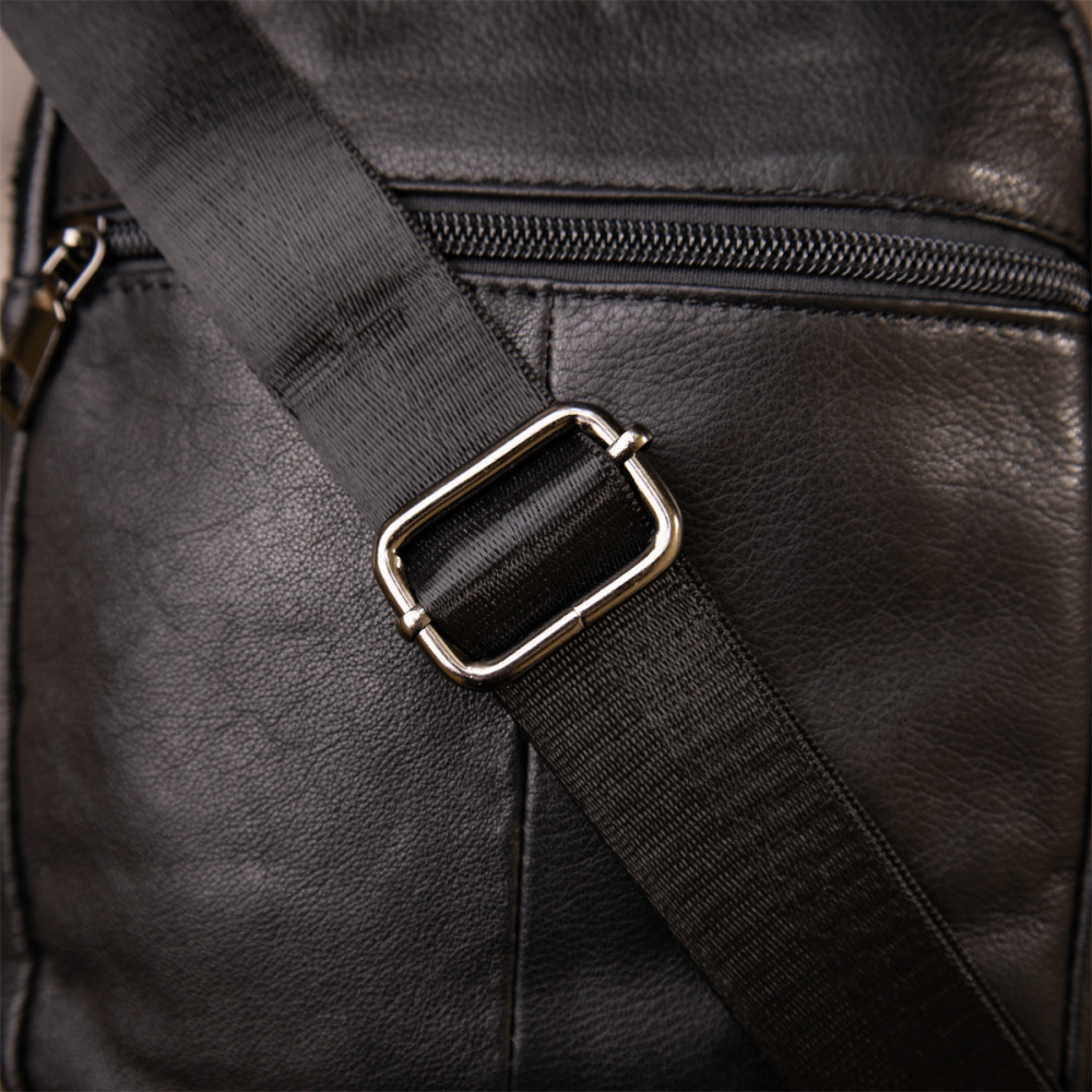 Мужская сумка базовая из натуральной кожи черная Vintage