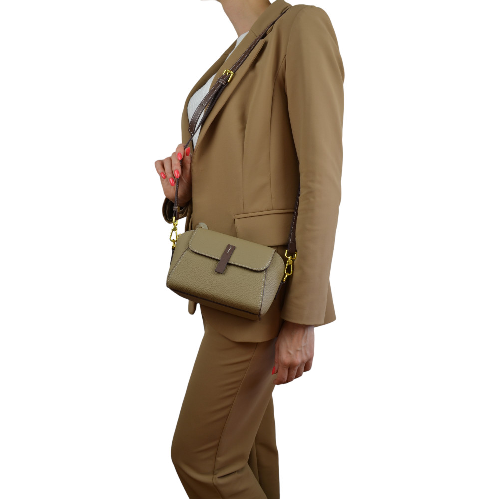 Жіноча сумка крос-боді з натуральної шкіри сіра