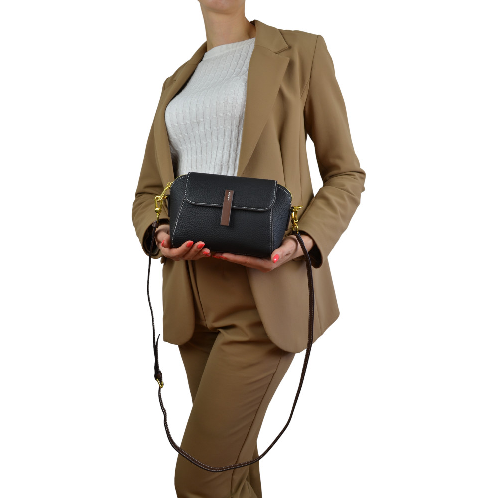 Женская сумка кросс-боди из натуральной кожи черная