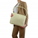 Женская сумка базовая из натуральной кожи белая
