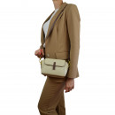 Жіноча сумка крос-боді з натуральної шкіри біла