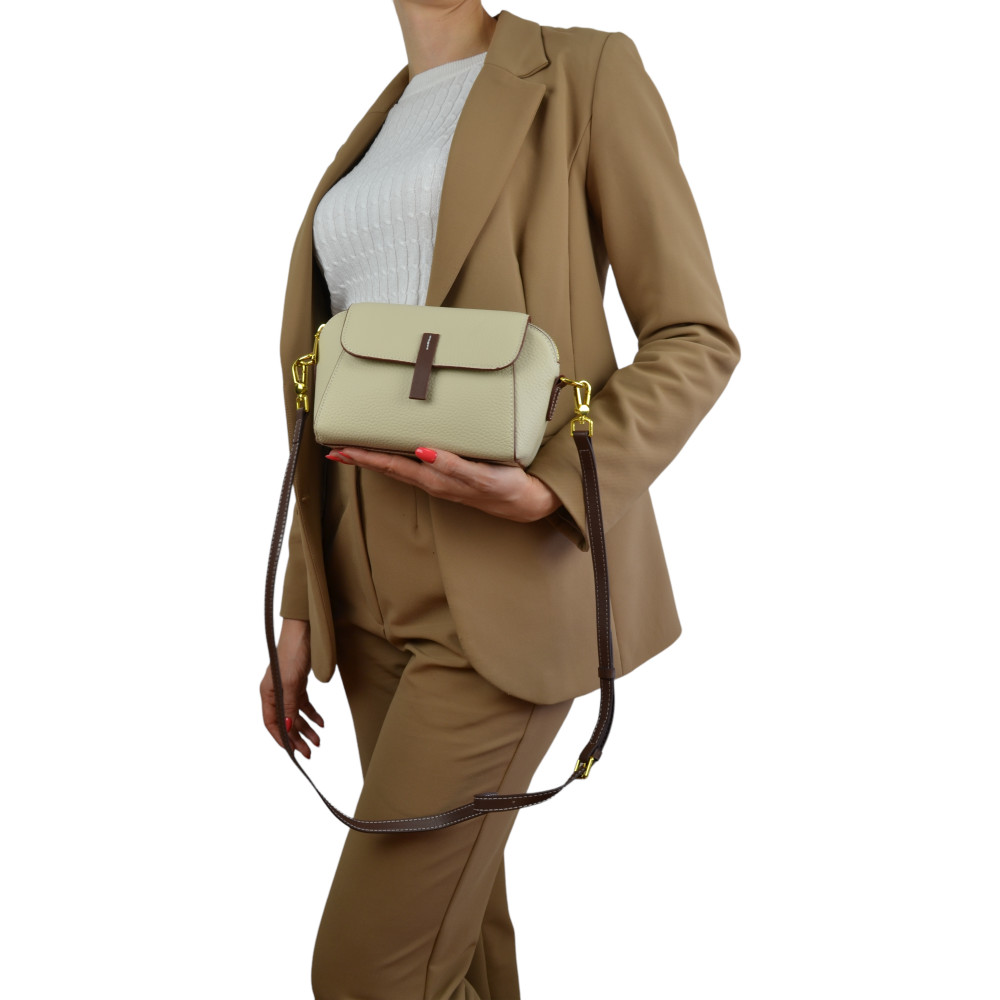 Жіноча сумка крос-боді з натуральної шкіри біла
