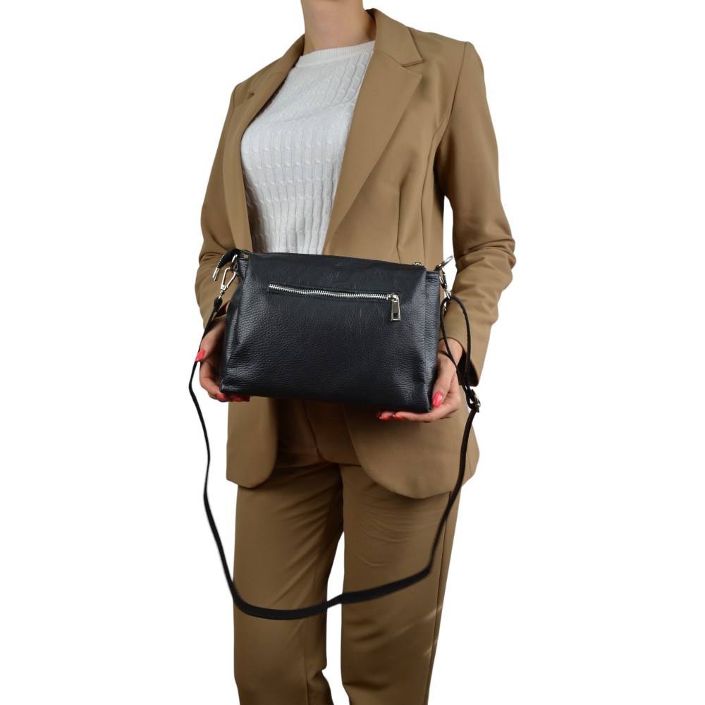 Жіноча сумка крос-боді з натуральної шкіри чорна Virginia Conti